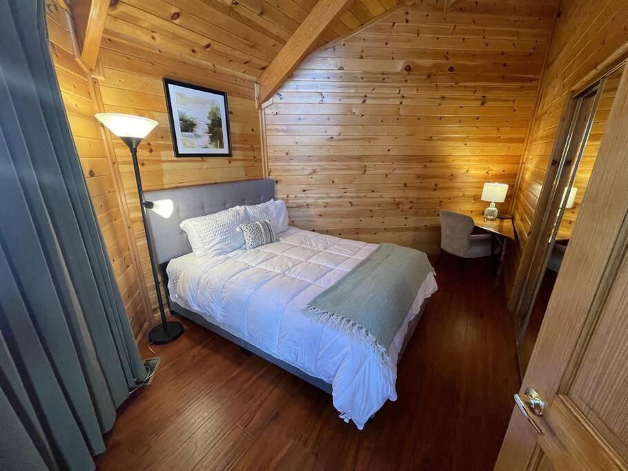 Summit: Discover Serenity In This Cozy Cabin With Mountain Views! Villa Big Bear Lake Exteriör bild