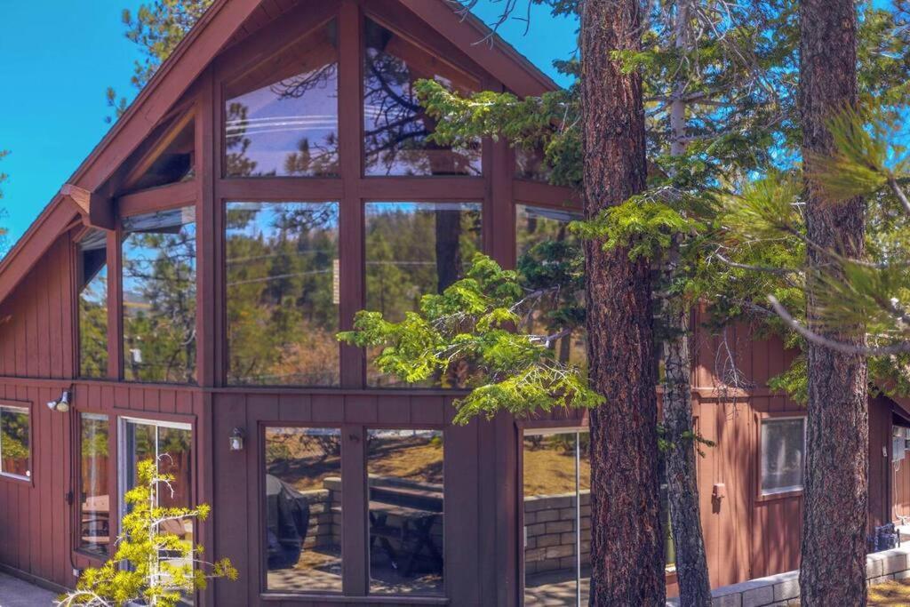 Summit: Discover Serenity In This Cozy Cabin With Mountain Views! Villa Big Bear Lake Exteriör bild